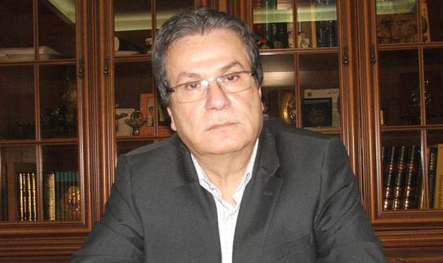 نقولا: كيف تم السماح لعبد المنعم يوسف بالسفر الى الخارج وهو متهم بقضية الانترنت؟