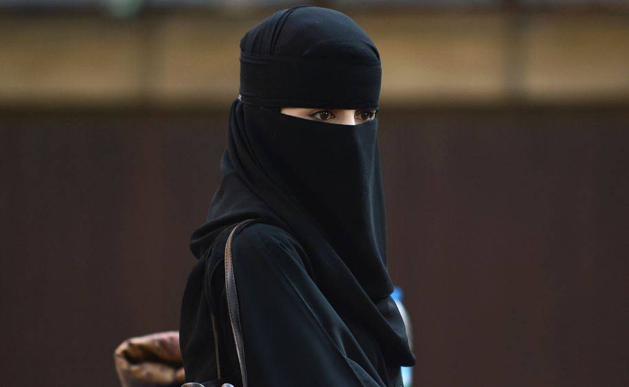 سعودية تتعهد بدفع تكاليف مهر من يتزوجها ...والشرط؟!
