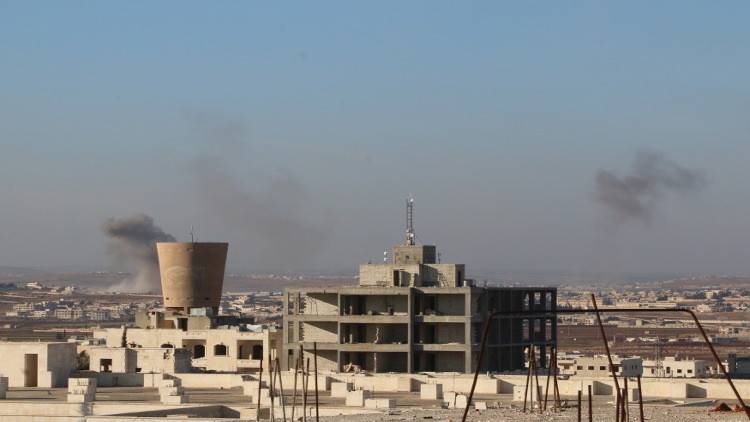 تركيا والتحالف يقصفان حلب