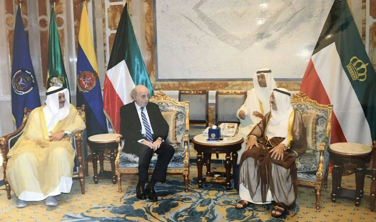 جنبلاط التقى أمير الكويت وأثنى على وقوف الكويت إلى جانب لبنان