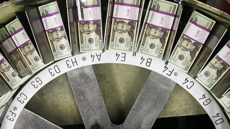 أكبر مستثمر في سندات أمريكا يبيع ما يملكه