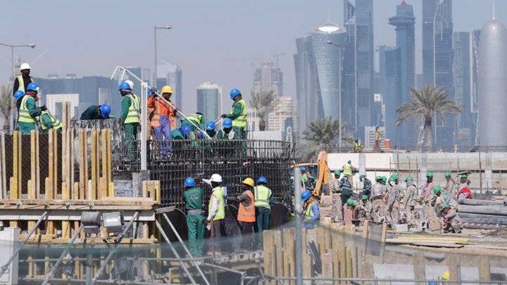 الاتحاد العالمي للاعبي كرة القدم يندد بظروف العمل "المروعة" في قطر