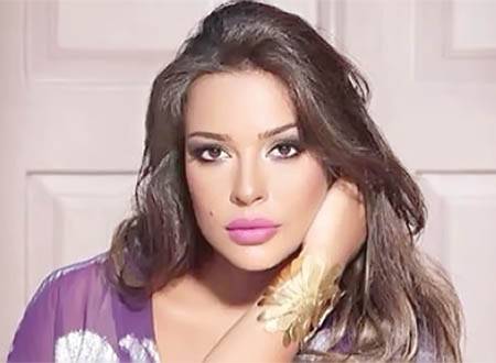 بيار حشاش وطلب جريء من نادين نجيم