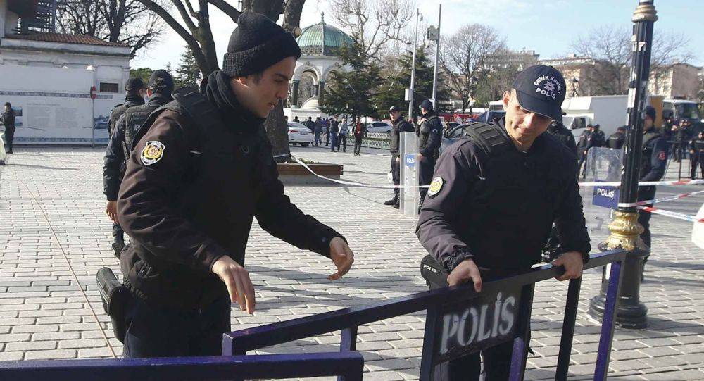 مقتل 4 جنود جراء انفجار عبوة ناسفة شرق تركيا