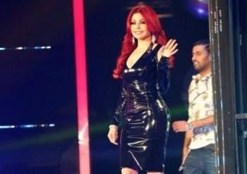 بالصور- هيفا وهبي أول فنانة عربية إرتدت فساتين اللاتيكس