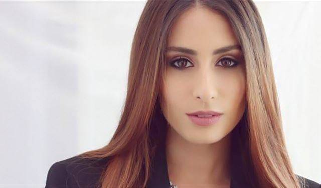 هكذا ردّت هبة طوجي على رئيسة مهرجانات بعلبك!