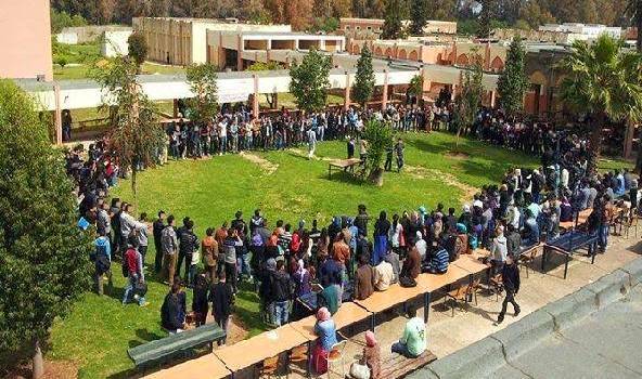حدث بالمغرب.. حلقوا شعرها وحاجبيها في حرم الجامعة