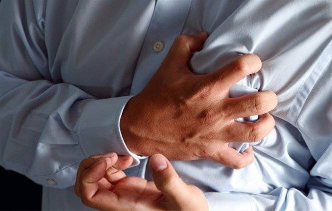 بعد أشهر من آلام في الصدر.. لن تصدقوا ماذا وجدوا في قلبه