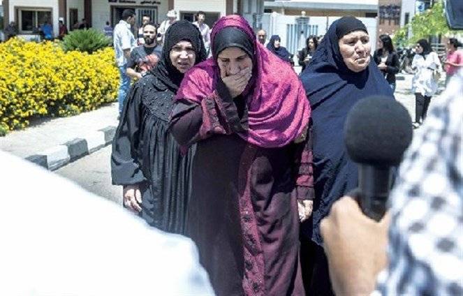 انتشال أشلاء بعض ركاب الطائرة المصرية