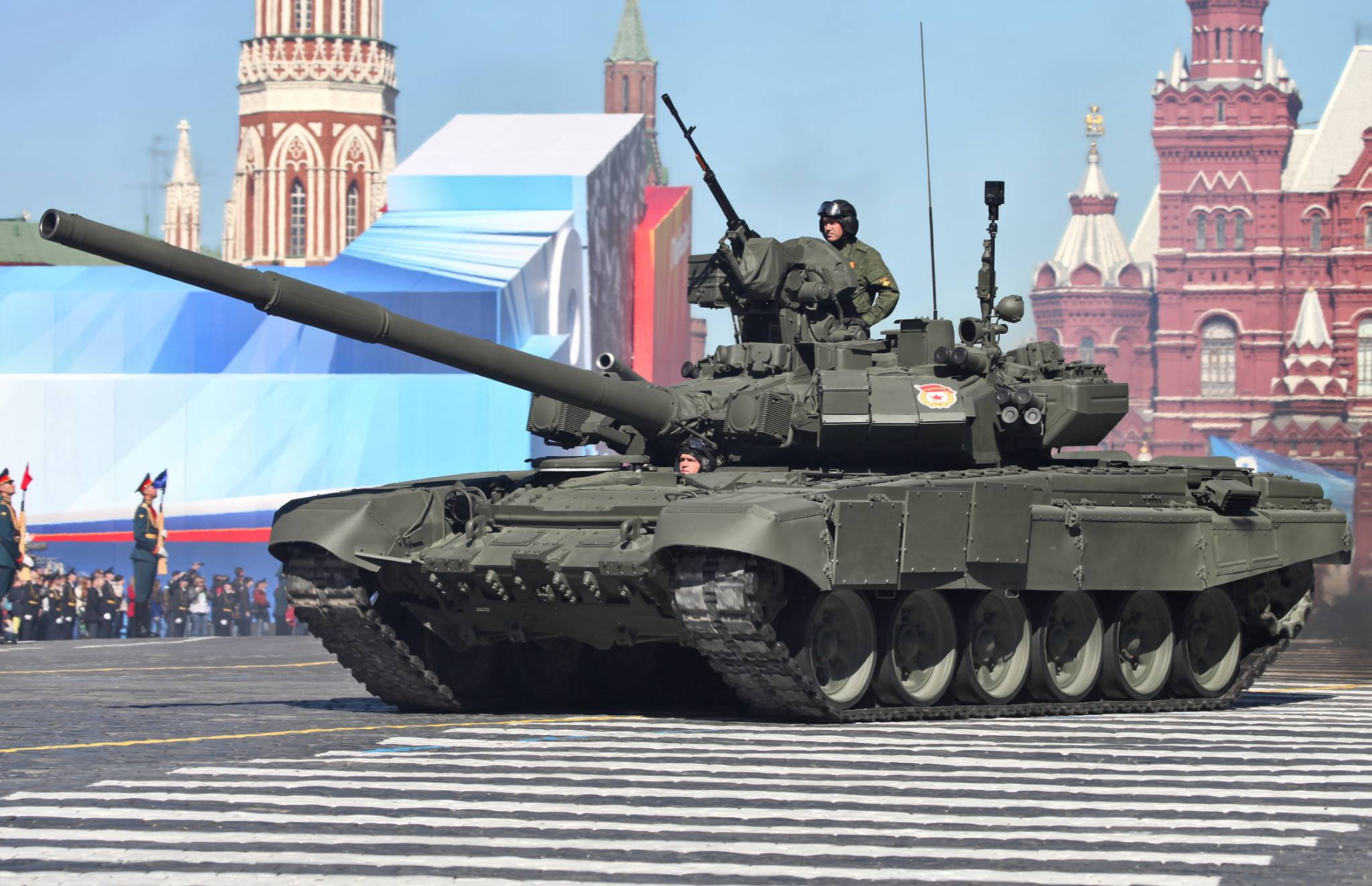 بالفيديو "T-90" الروسية تجبر البنتاغون على زيادة ميزانيته