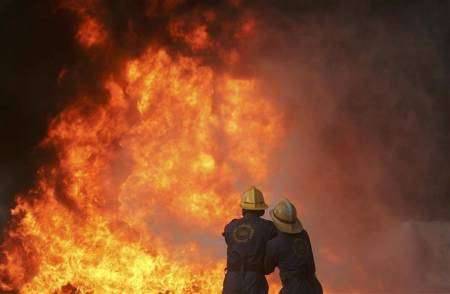 اندلاع النيران في منزل رئيس بلدية جوار الحشيش في سهلات الماء بعلبك