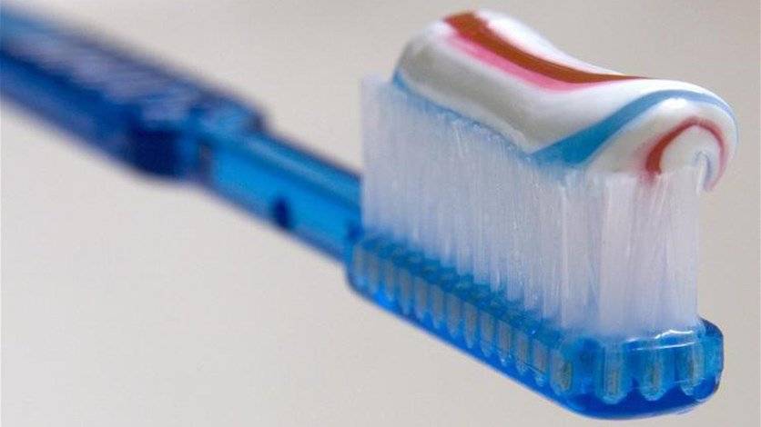 هل يضرّ معجون الأسنان بصحّة الإنسان؟