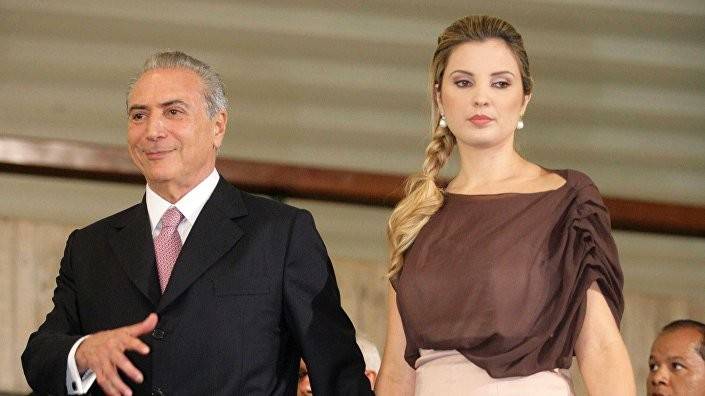 بالصور المثيرة: زوجة الرئيس البرازيلي "مارسيلا تامر" تشعل مواقع التواصل الاجتماعي !