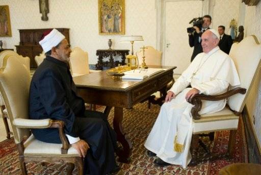 شيخ الازهر يسعى للحفاظ على التوازن بين التراث والحداثة