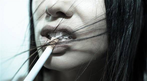 كيف تنتقل الباكتيريا إلى فمنا بدون أن نشعر؟