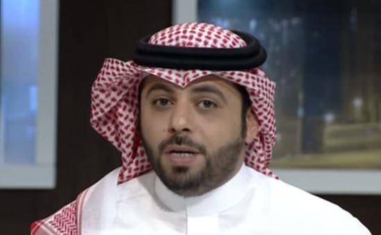 فيديو مؤثر: مذيع يبكي على الهواء تأثراً بوفاة شقيقه
