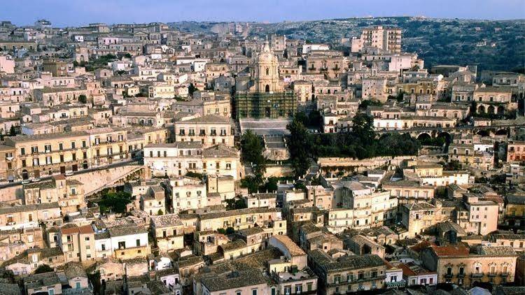 تعرف الى مدينة الشوكولا السرية في إيطاليا‎