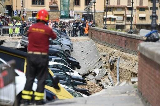 انهيار 200 متر من رصيف نهري في ايطاليا من دون وقوع ضحايا