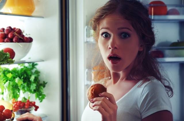 3 أكلات هي السبب وراء إحساسكم بالجوع!