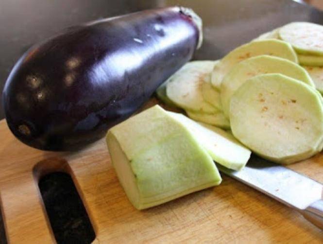 بين الباذنجان والجنس علاقة وطيدة