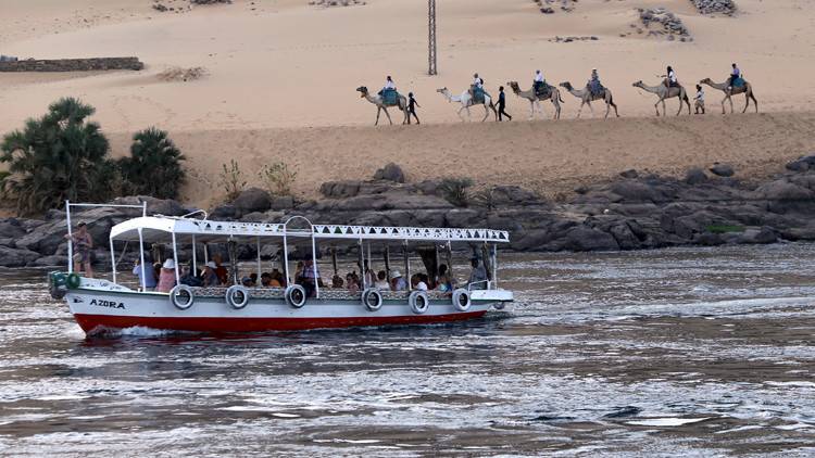 وزير مصري: حان الوقت لرفع حظر الطيران مع روسيا