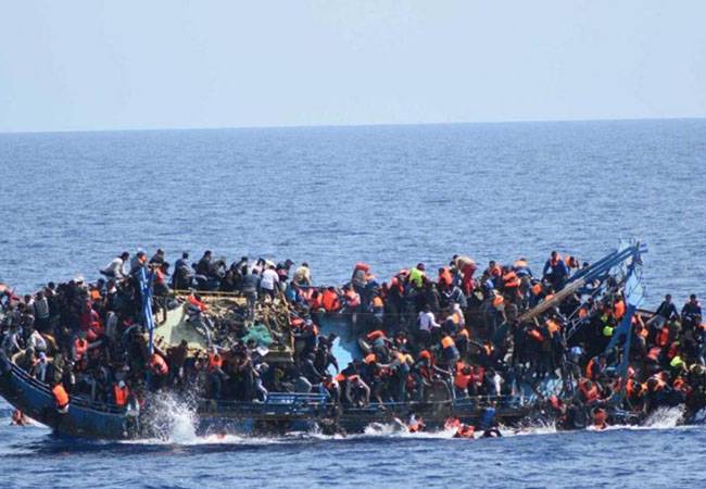 غرق أكثر من 700 مهاجر في مياه البحر المتوسط