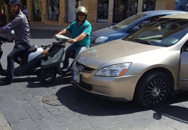 في وسط بيروت.. الزوجة ترمي بنفسها خارج السيارة وتطلب النجدة
