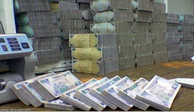 تقيم في قصر قيمته 550 مليون ريال وتطالبه عبر المحكمة بجزء كبير من ثروته
ملياردير سعودي يخسر أمام عارضة أزياء أمريكية معركة بـ22 مليار ريال