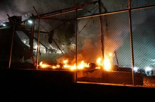 ثلاثة جرحى في مواجهات في مخيم للاجئين في جزيرة ليسبوس اليونانية