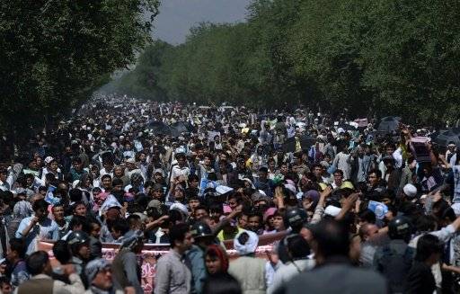 مسلحون يخطفون 17 شخصا على الاقل في افغانستان