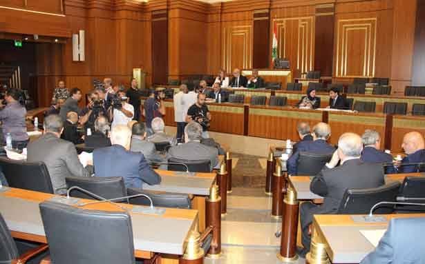 قانون الانتخاب «طبخة بحص» في اللجان المشتركة