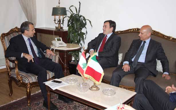 مسؤول إيطالي جال على المسؤولين :
بلادي مُلتزمة مُساعدة لبنان