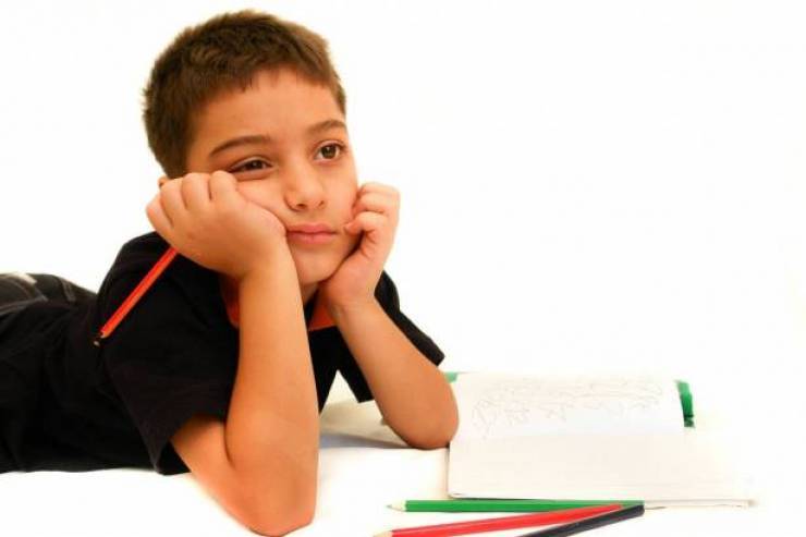 الدراسة قد تهدّد حياة أولادكم!