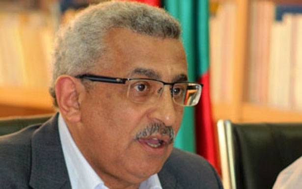 سعد طالب بلديّة صيدا بوضع حدّ
سريع للروائح الكريهة في المدينة