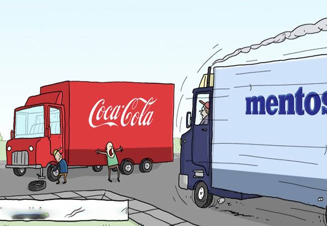 بالفيديو..سكاكر Mentos إلى 1000 ليتر من الكولا