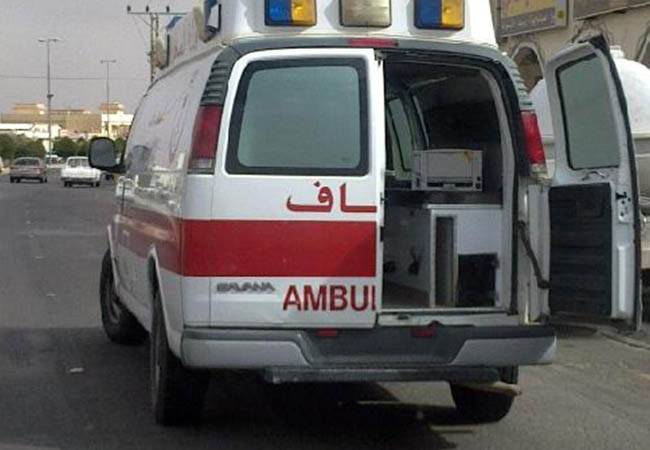 بالصورة..سيارة إسعاف تنقل خروف في المكان المخصص للمرضى