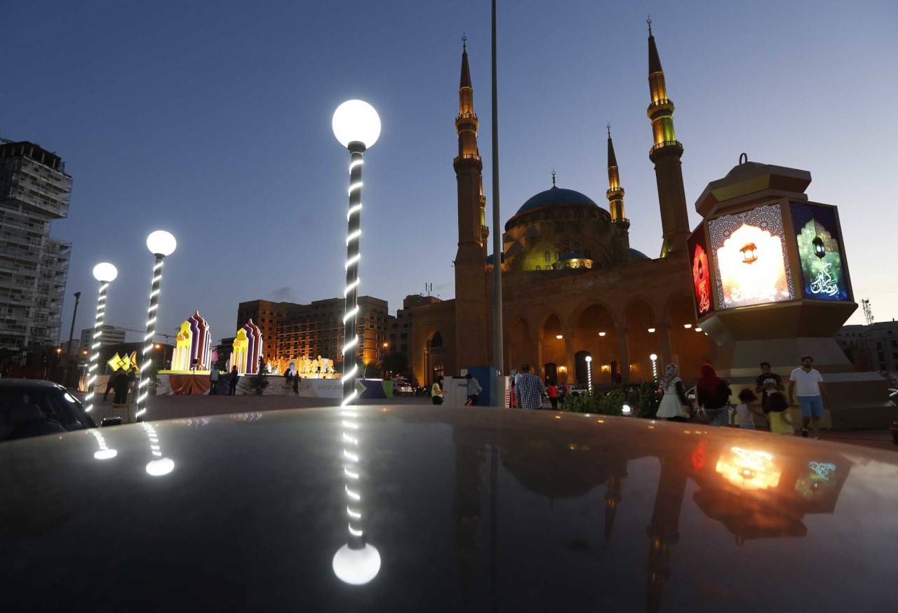 بينها لبنان.. مسلمون في 5 دول يفطرون 