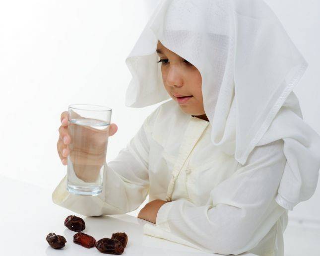 هكذا تحافطين على صحة طفلك خلال الصوم!