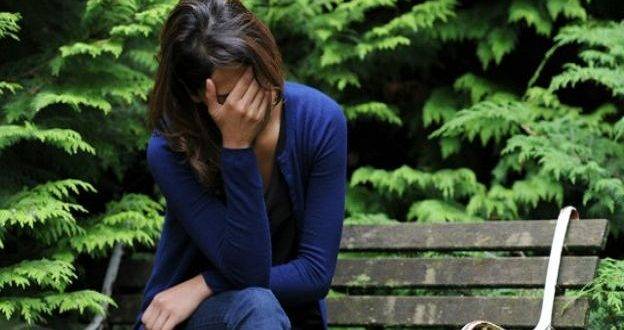 دراسة: النساء أكثر عرضة للإصابة بالقلق مقارنة بالرجال