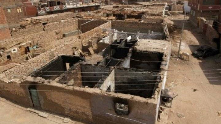مصر: الإعدام لـ25 شخصا متهمين باشتباكات دامية بين عائلتين في أسوان
