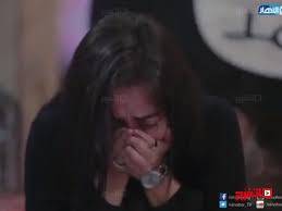 بالفيديو- داعش يعتقل فنانة مصرية ويلفها بحزام ناسف!