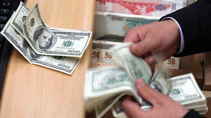 "المركزي العراقي" يحدد سعر بيع الدولار في السوق المحلية بـ1200 دينار