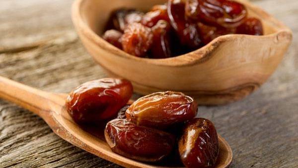 تناولوا 3 حبات تمر يومياً في رمضان