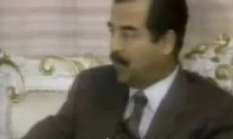 فيديو.. ما هو الطلب الذي لم يرفضه "صدام" لـ" محمد علي كلاي" ؟