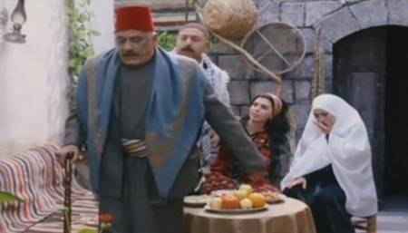 بالصور: الأخطاء تلاحق باب الحارة من جديد