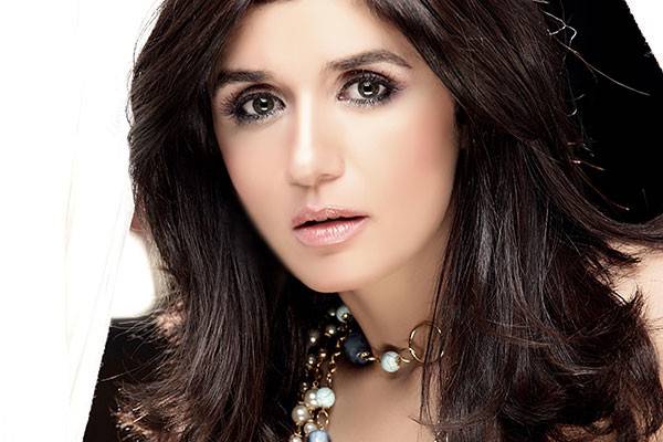 لمن قالت هذه الفنانة "ربنا ينتقم منك؟"
