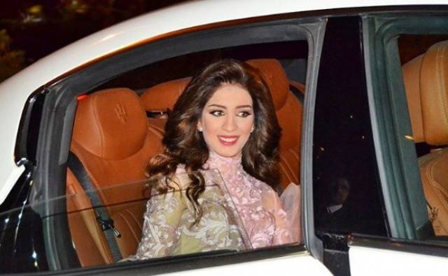 بالصور - شاهدوا سهيلة بن لشهب بالحجاب.. وما هي مفاجأتها؟!