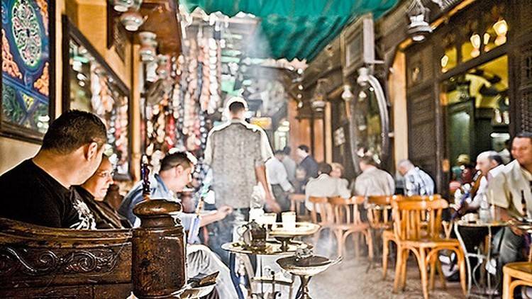 مصر تغلق المقاهي طيلة رمضان!