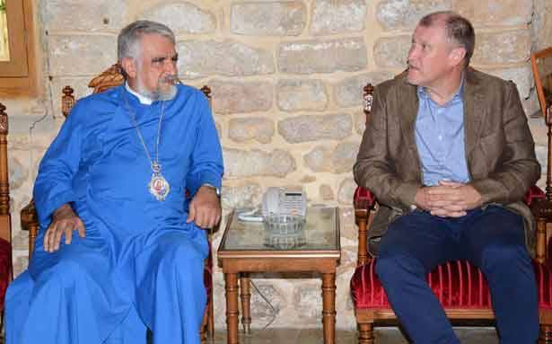سفير أوستراليا زار فاعليّات في صور:
قلّة قليلة في لبنان تحمل الفكر المتطّرف
