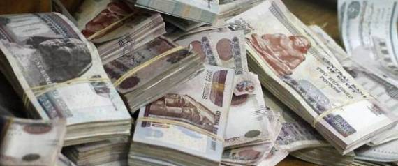 بعد انتشار الـ200 جنيه المزوّرة بمصر.. كيف تكتشف علامات التزييف؟